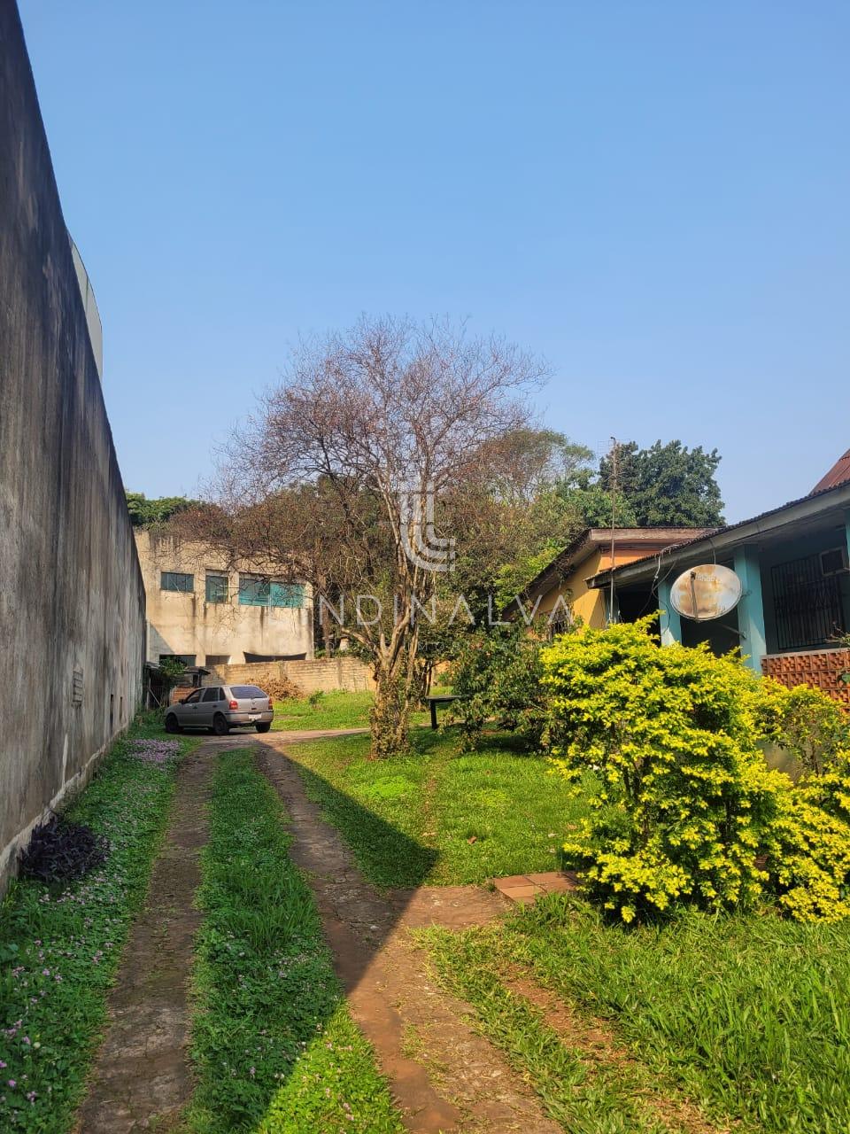 Vende área nobre na Vila Yolanda na Avenida General Meira - Fo...