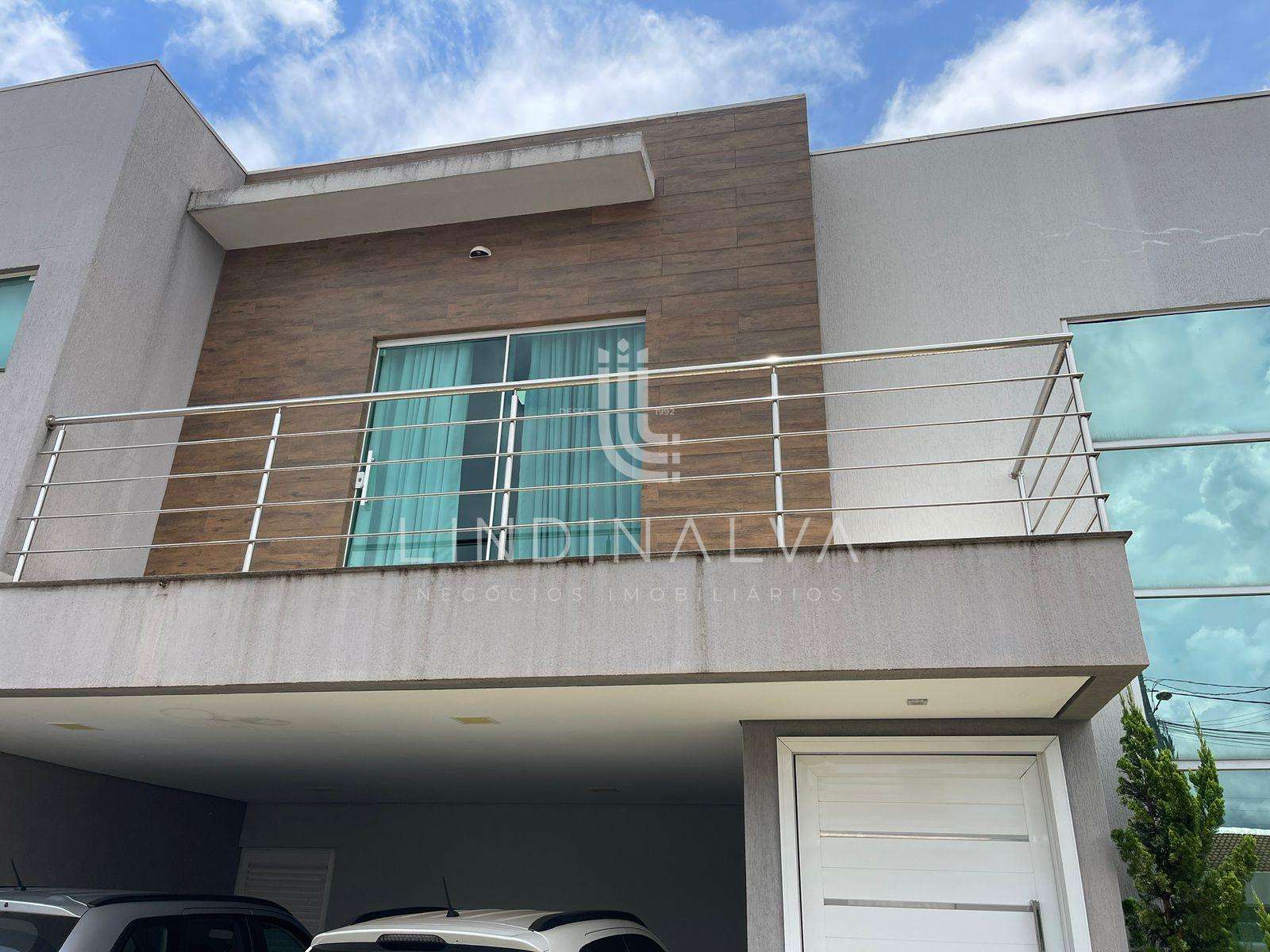 Sobrado à venda com 3 quartos, 325m² - Foto 1