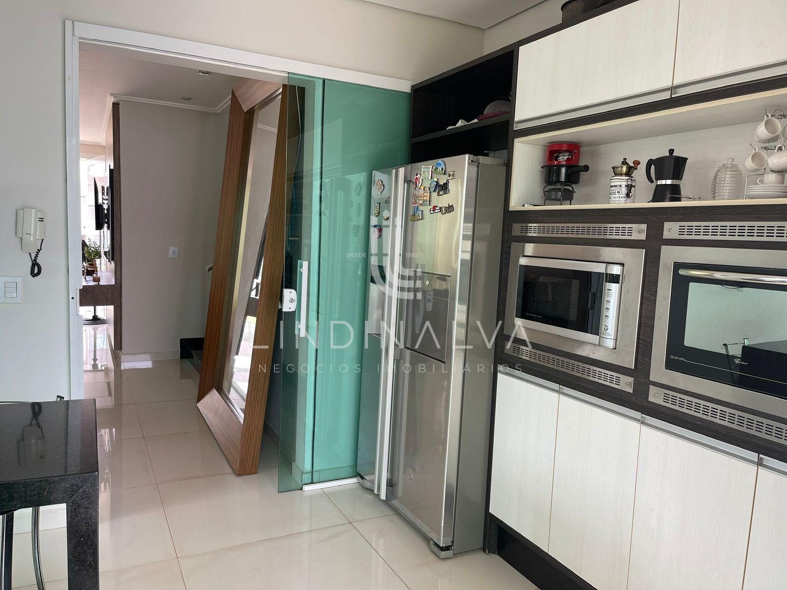 Sobrado à venda com 3 quartos, 325m² - Foto 5