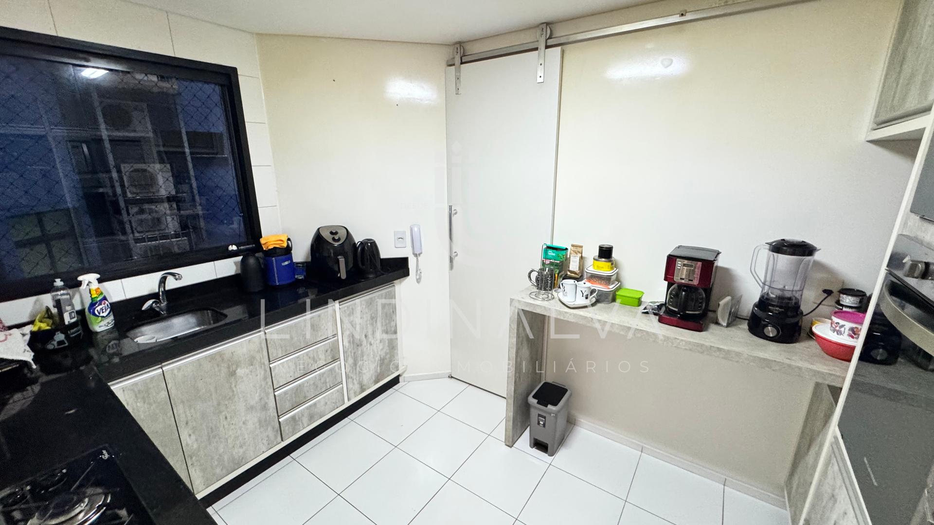 Apartamento à venda com 3 quartos, 106m² - Foto 10