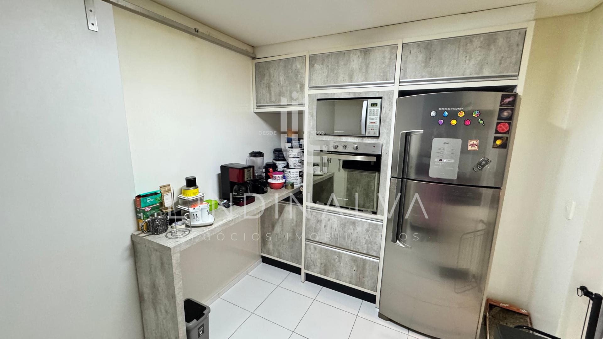 Apartamento à venda com 3 quartos, 106m² - Foto 12