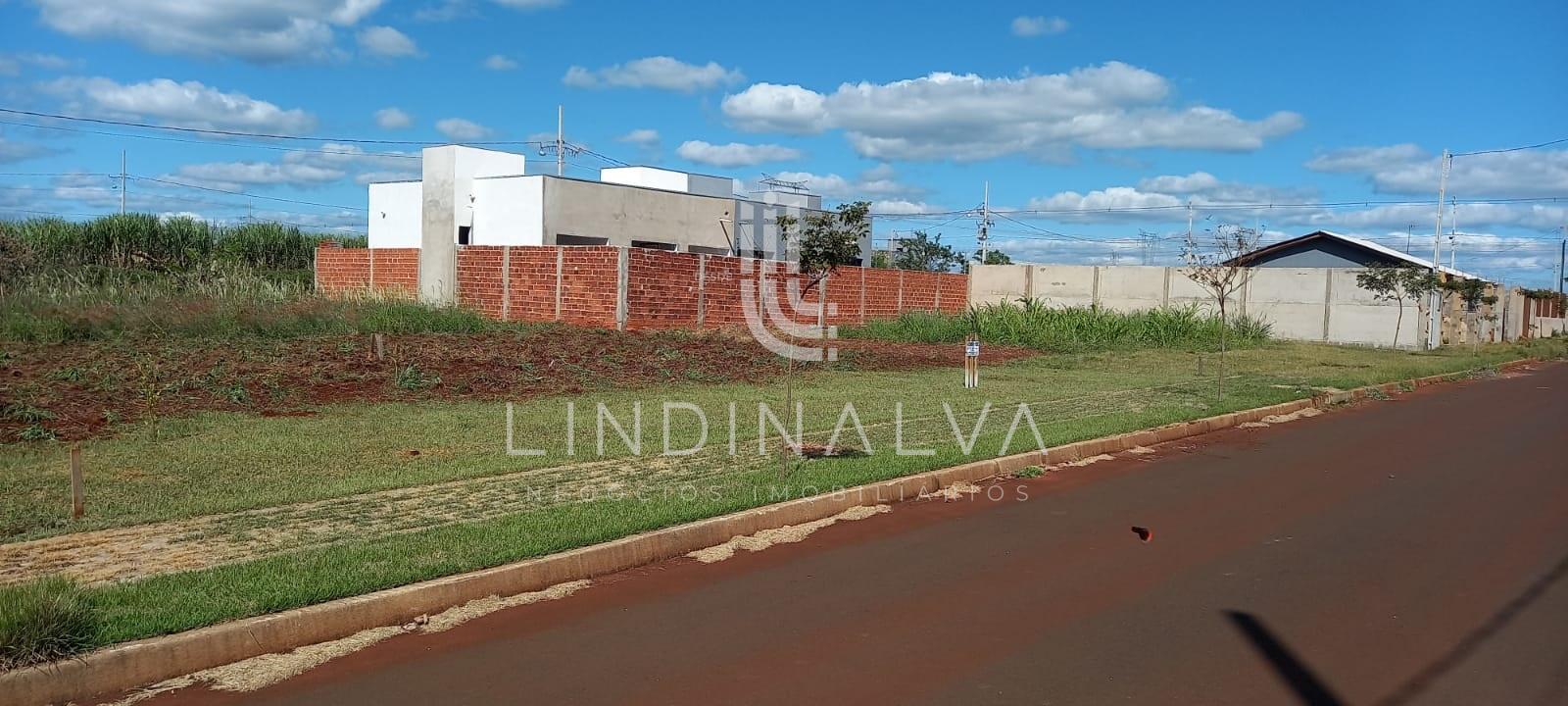 Terreno à venda no Parque da Lagoa em Três Lagoas - Infraestru...