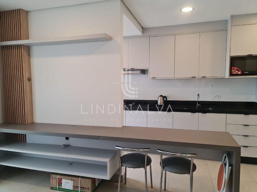 Apartamento com 1 dormitório para locação,77.21 m , Centro, FO...