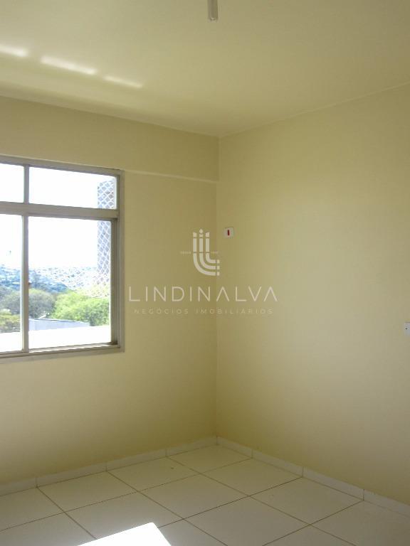 Apartamento à venda e aluguel com 3 quartos, 181m² - Foto 8