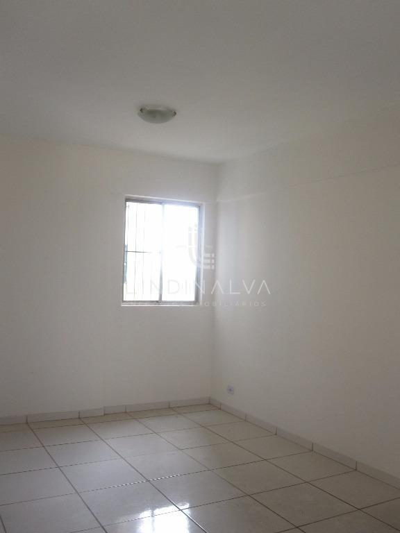 Apartamento no Ed. Las Brisas com suíte, 2 quartos, sacada - n...