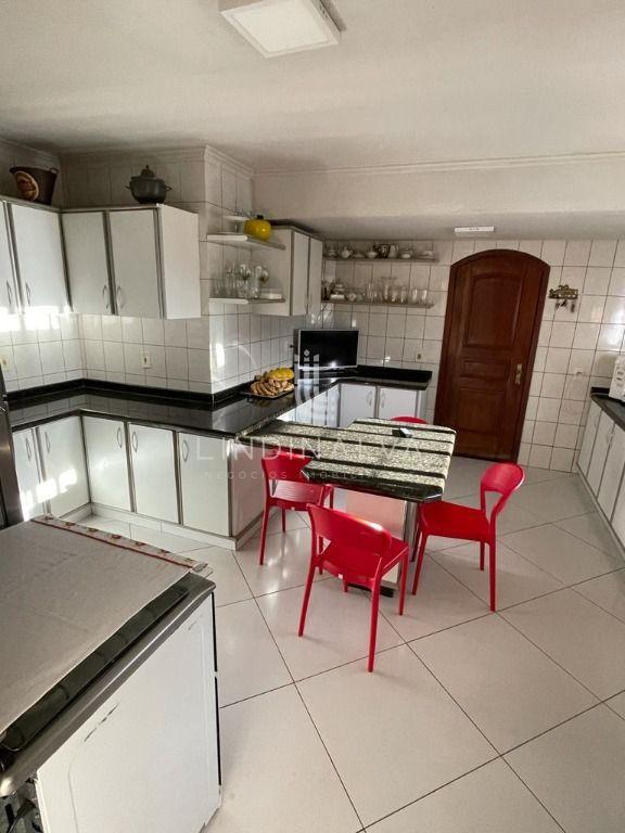 Sobrado com 2 dormitórios à venda, 423 m² por R$ 1.220.000 - V...