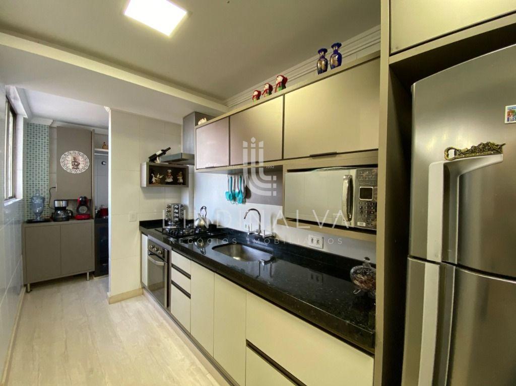 Apartamento à venda com 2 quartos, 115m² - Foto 11