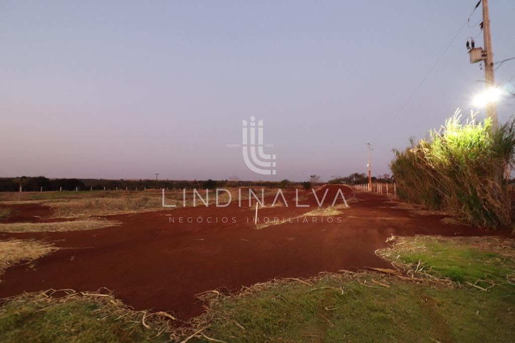 Fazenda à venda com 1 quarto, 10000m² - Foto 2