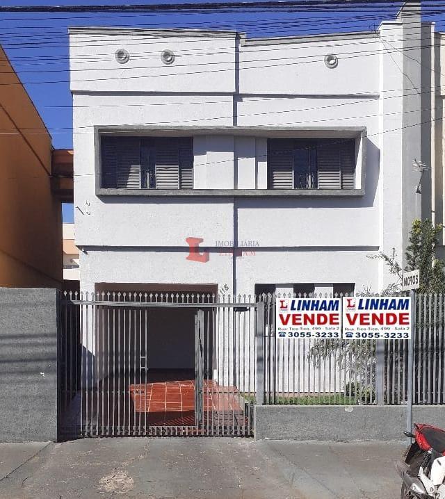SOBRADO A VENDA NO CENTRO DE ARAPONGAS ENTRE O CONDOMÍNIO CRYS...