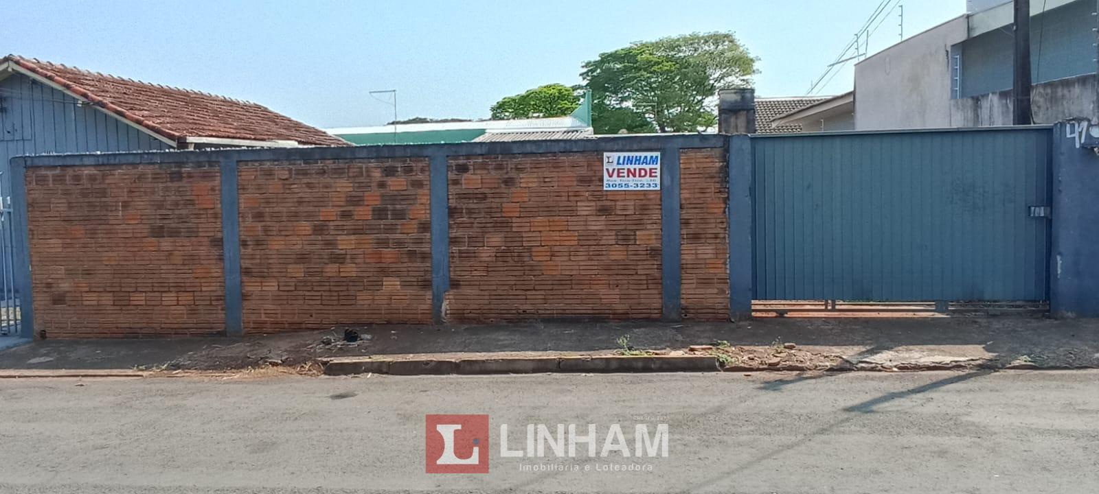 CASA À VENDA NA VILA TRIANGULO COM TERRENO DE 360 M2