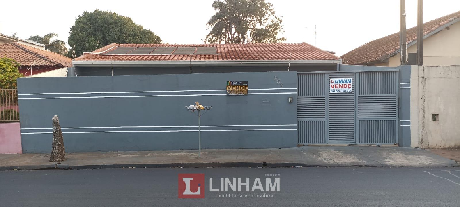 CASA A VENDA NO JARDIM LORENA COM 3 QUARTOS SENDO 1 SUÍTE E ED...