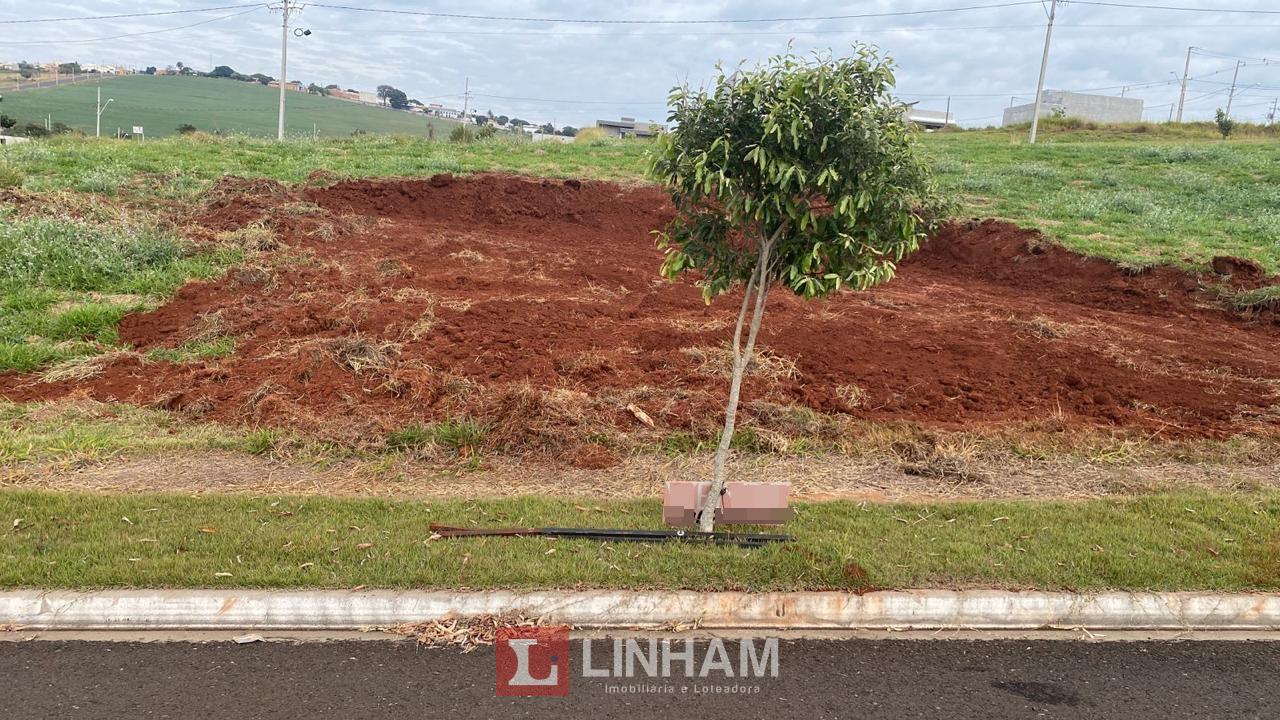 Vende-se direito de terreno no Jardim Santa Alice II