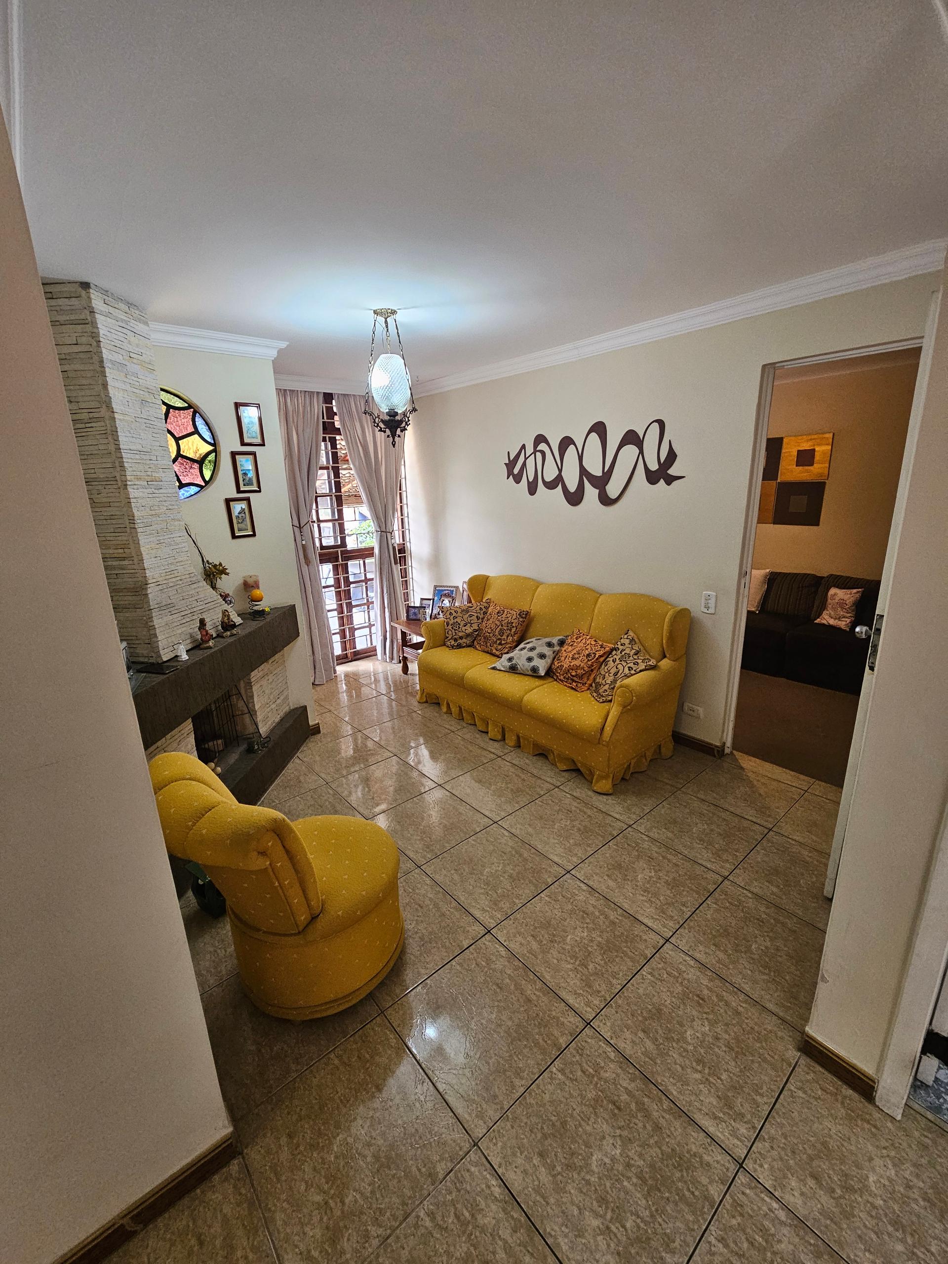 Casa Bairro alto 90m2, térrea, 03 qtos ste , 03 vagas, churras...
