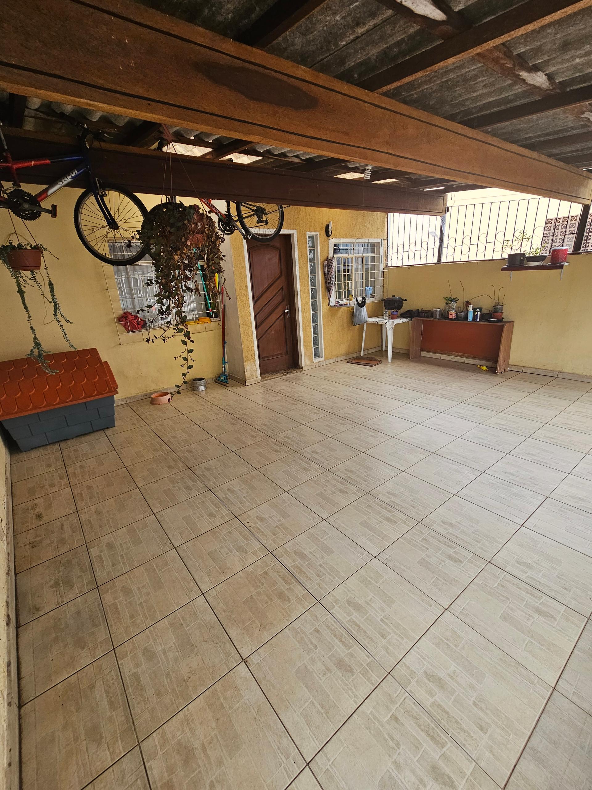 Sobrado Bairro Alto 110 m , 80 mts averbados, 03 qtos, 02 vaga...