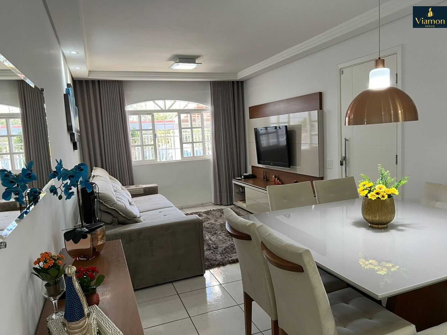 Excelente casa térrea 109m2, 03 qtos ste hidro  edícula, 03 va...