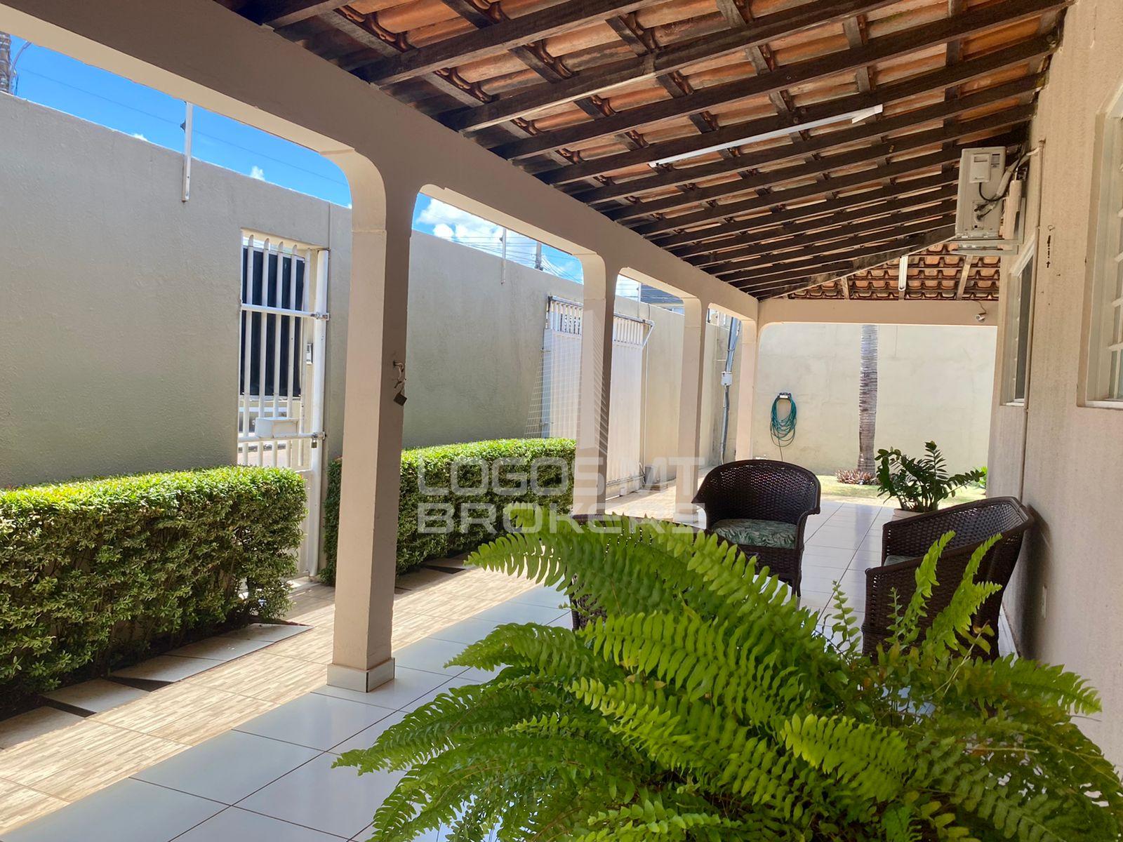 CASA COM, COZINHA, SALA, 2 SUÍTES E 1 QUARTO, PISCINA, NOVA VÁ...