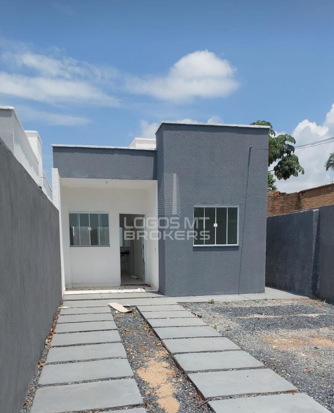 Casa com 2 QUARTOS SENDO 1 SUITE, SALA, COZINHA, BANHEIRO  SOC...