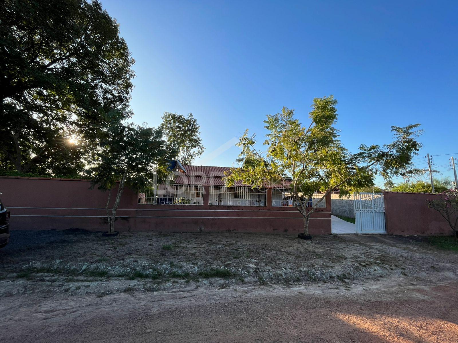 Casa Veraneio ? venda no Distrito da Guia em Mato-Grosso.