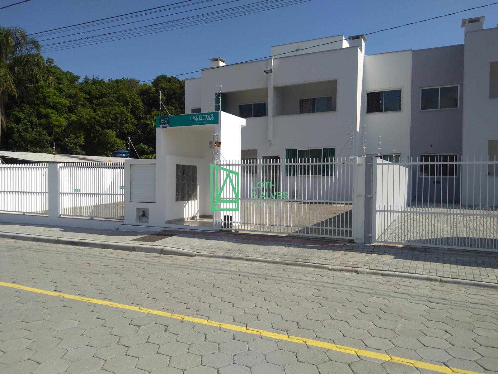Apartamento com 02 Dormitórios, moveis planejados na cozinhas ...