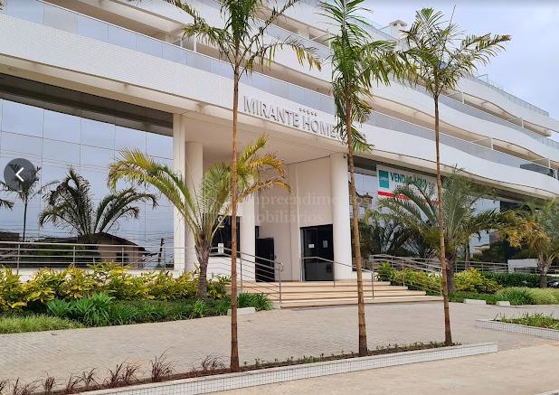 Apartamento mobiliado frente para praia, à venda, FLORIANOPOLI...