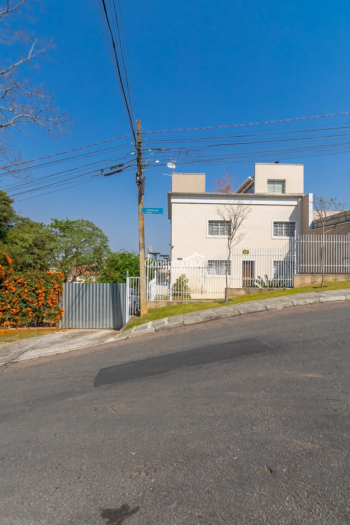 Triplex com amplo terreno no Santa Inácio, a 2 quadras da Univ...