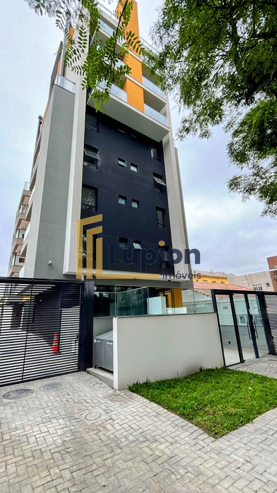 Studios na Vila Izabel, metragem diferenciada e sacada ampla c...