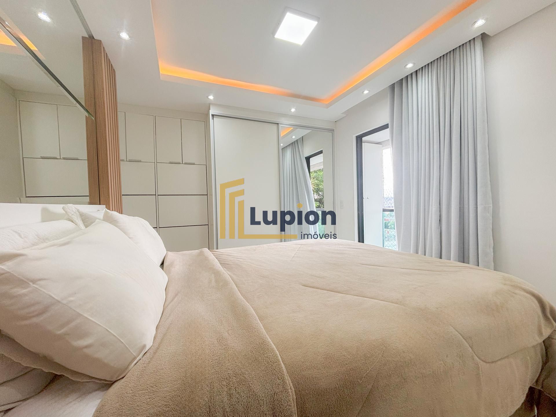 Apartamento mobiliado à venda, Jardim Pinhais, PINHAIS - PR