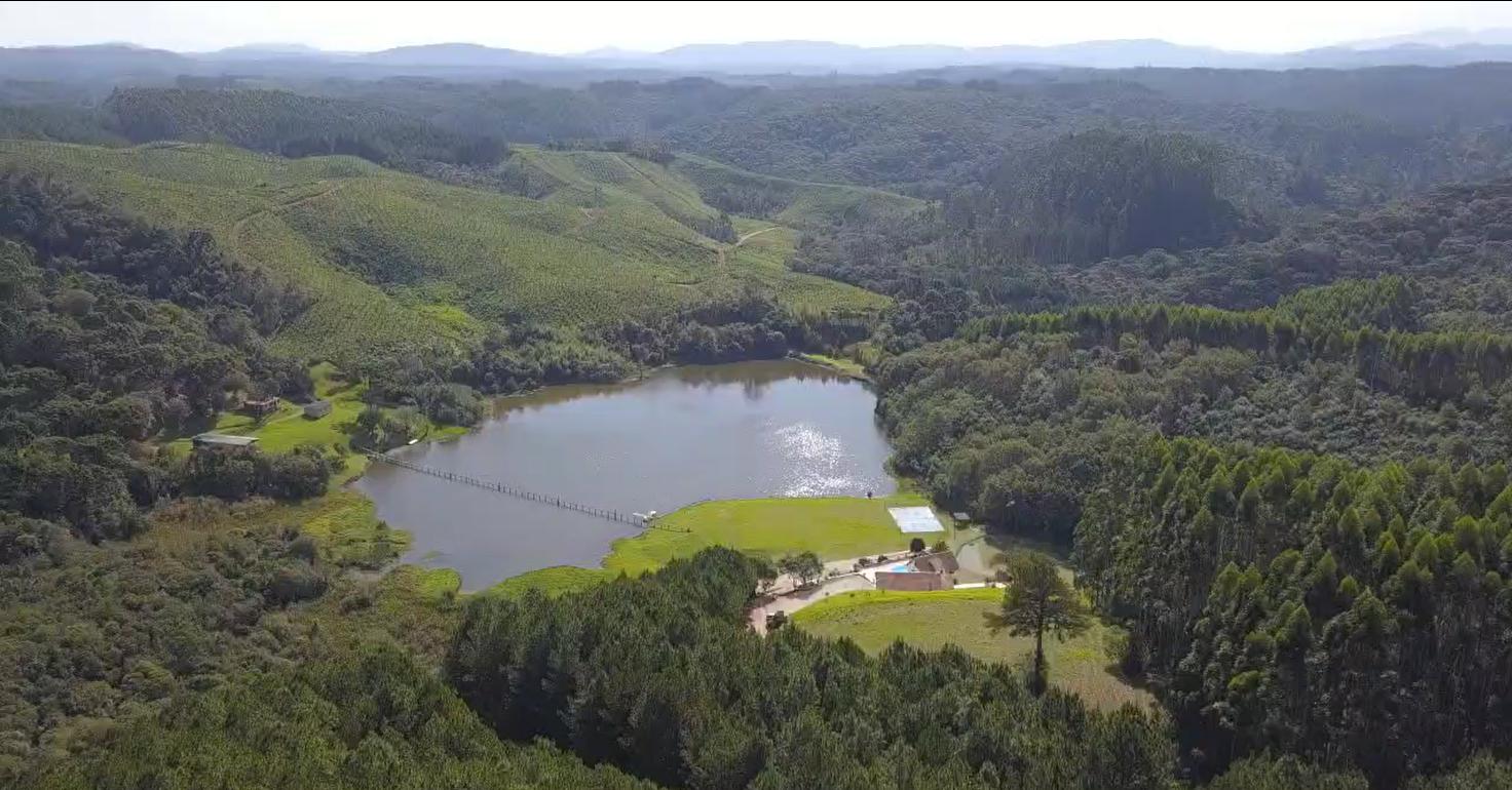 Fazenda 77,95 ha com Casa e Piscina à Venda em Bocaiúva do Sul