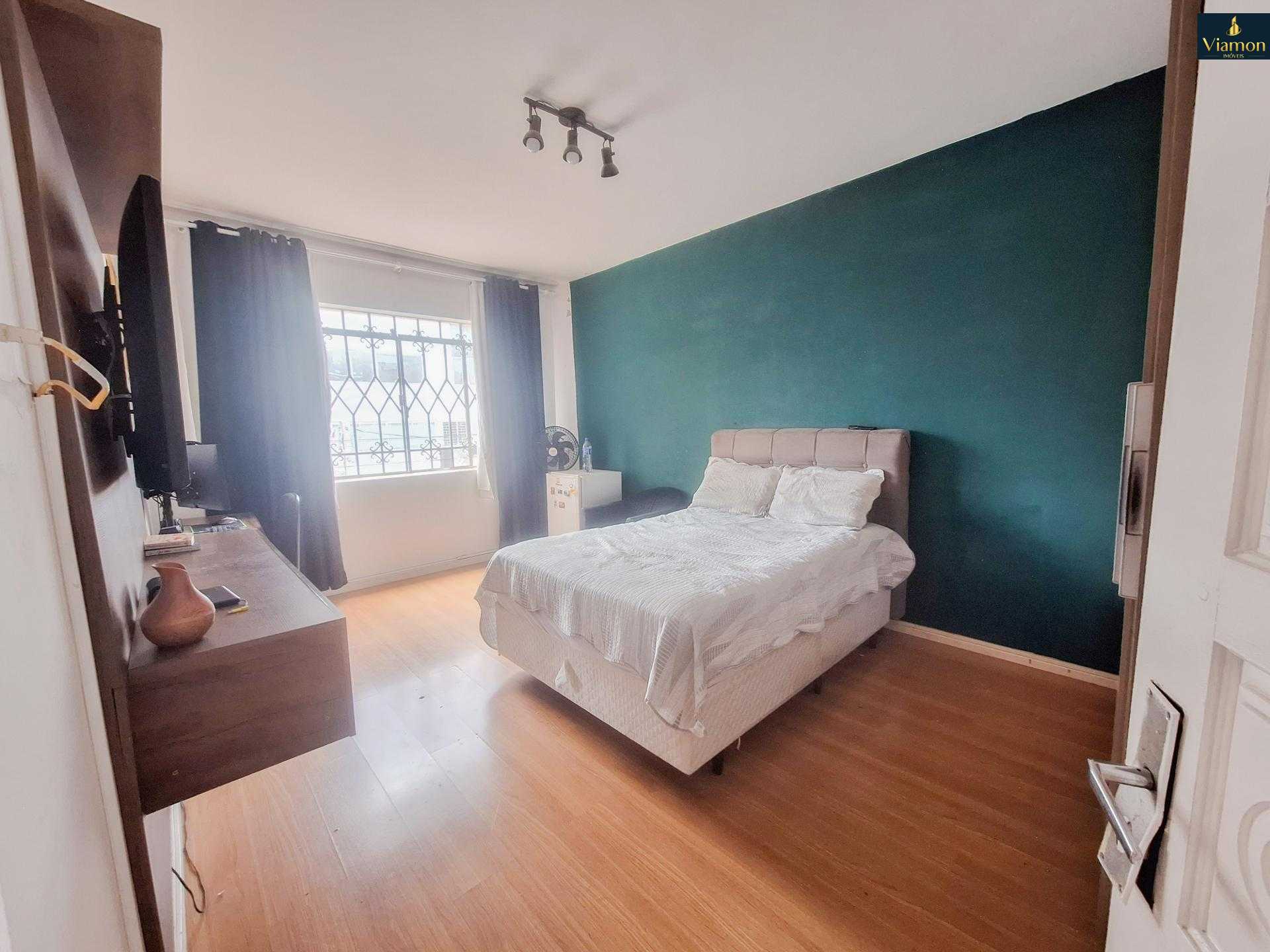 Apartamento Amplo à Venda no Centro de Curitiba  115 m  na Ru...
