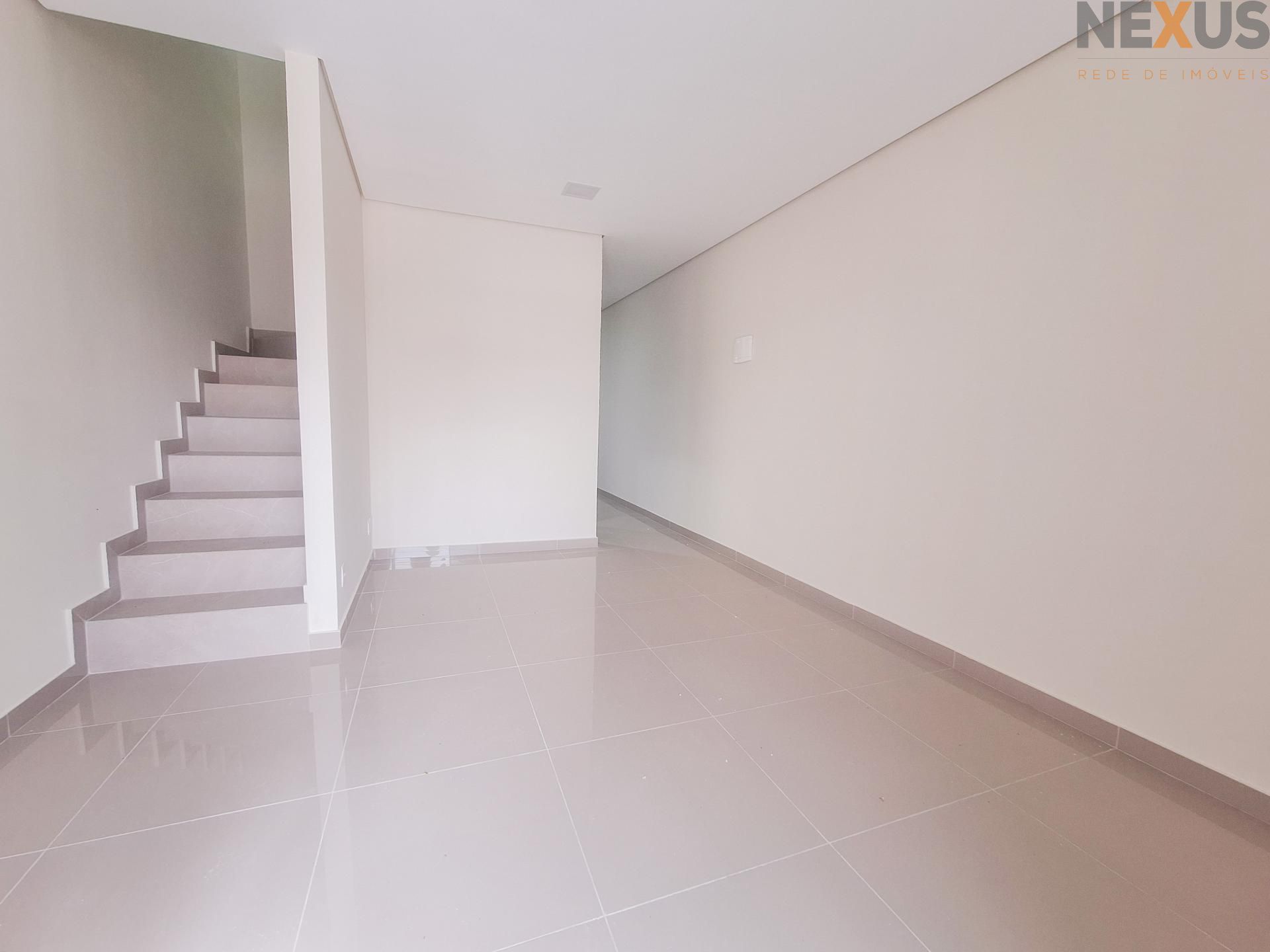 Sobrado Novo à Venda no Bairro Aventureiros | Joinville | Pron...