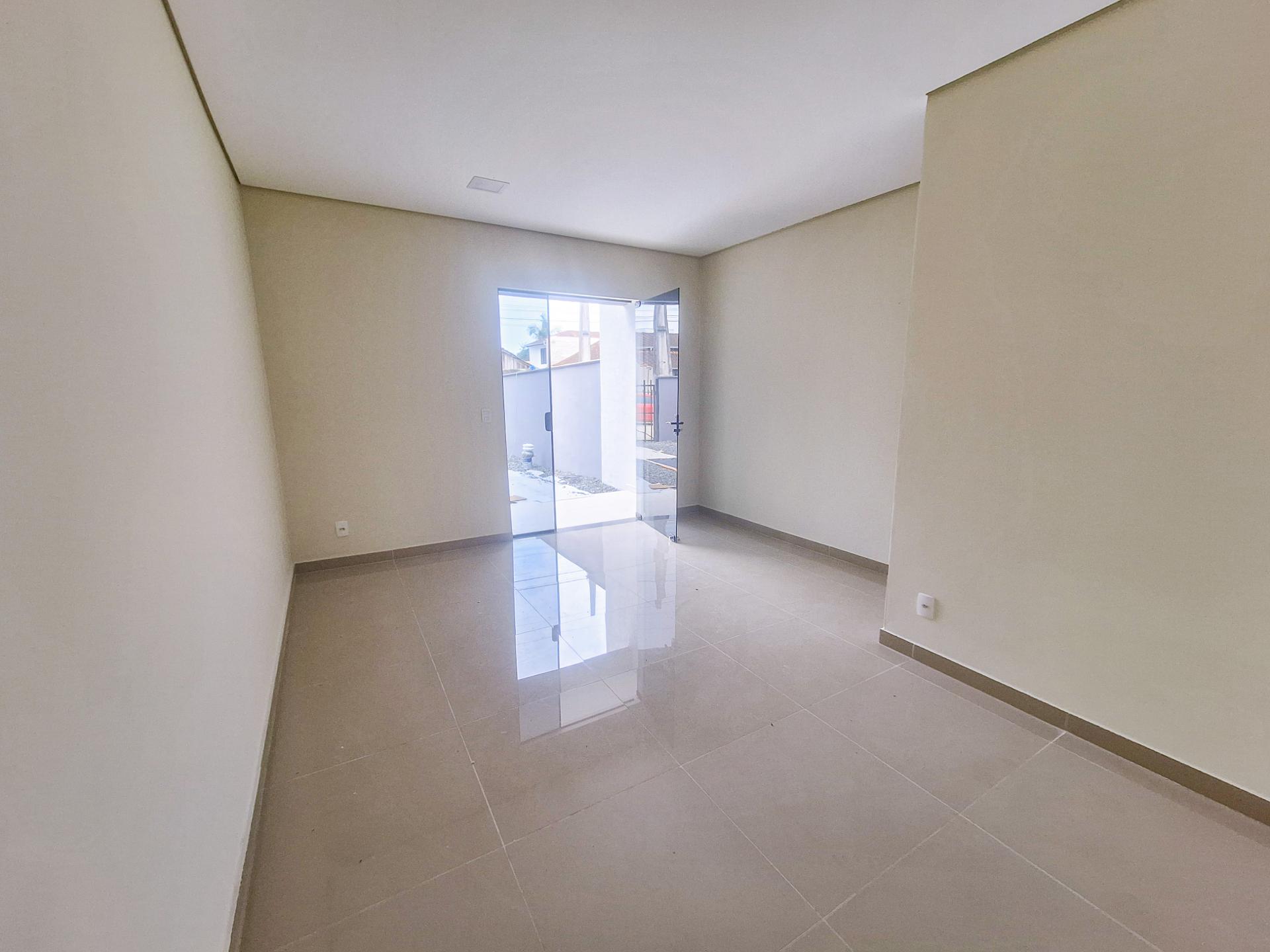 Sobrado Novo à Venda no Bairro Aventureiros | Joinville | Pron...