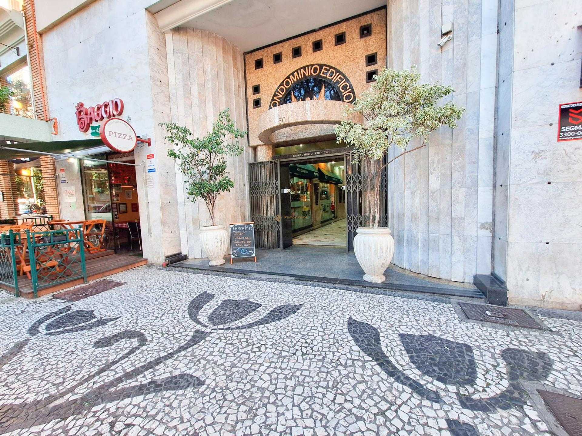 Apartamento com Vista para a Pra?a Os?rio | Edif?cio Asa, Cent...
