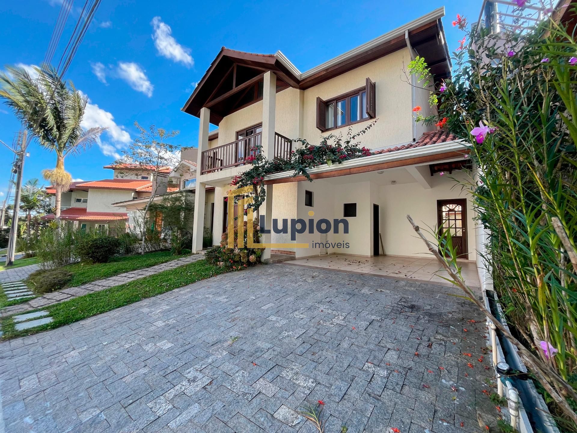 Casa em Condomínio à Venda no Abranches | Curitiba | Suíte Mas...
