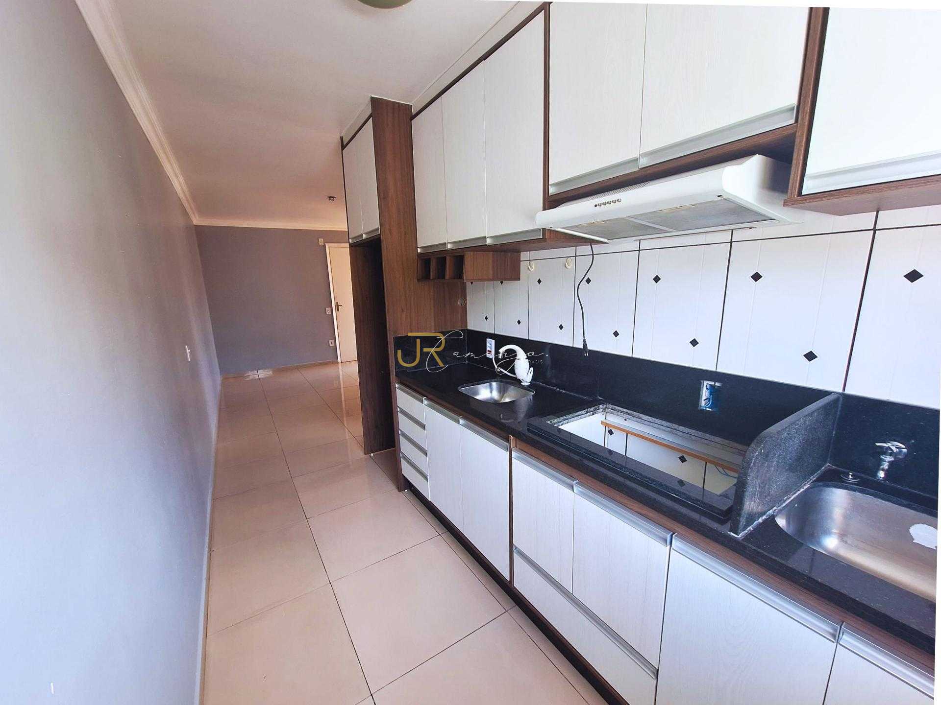 Apartamento Semi Mobiliado com 2 Quartos à Venda no Residencia...