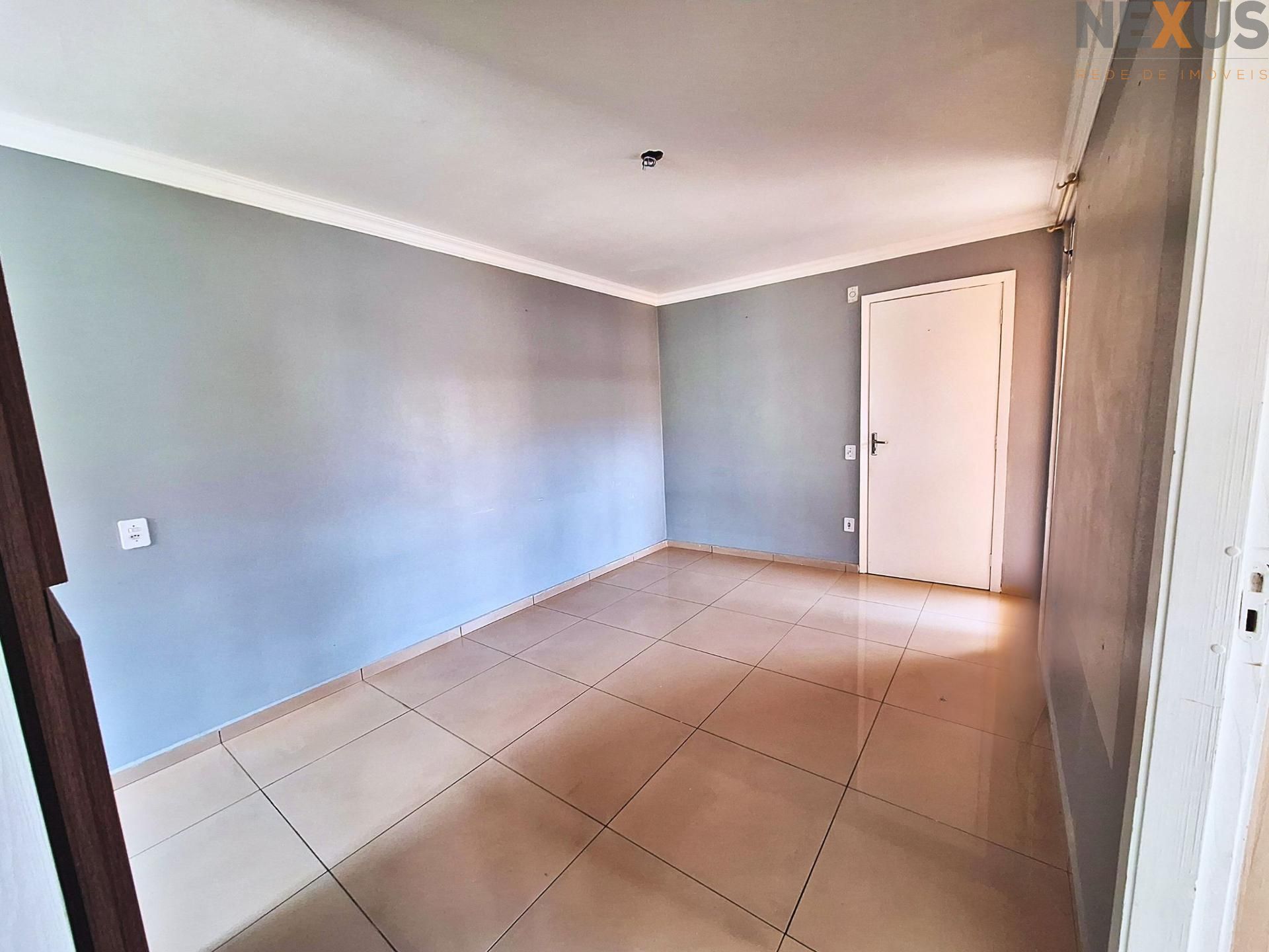 Apartamento Semi Mobiliado com 2 Quartos à Venda no Residencia...