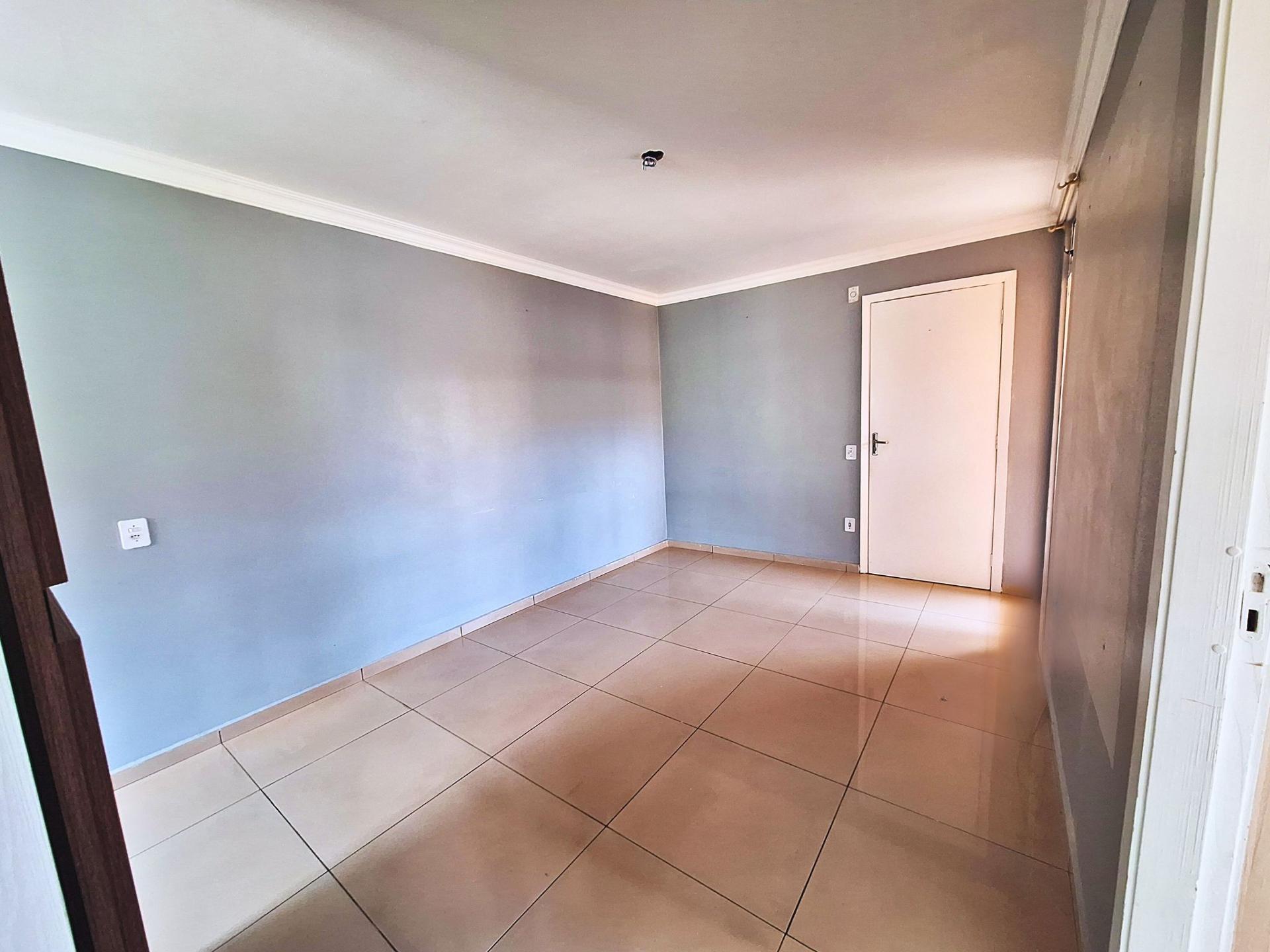 Apartamento Semi Mobiliado com 2 Quartos à Venda no Residencia...