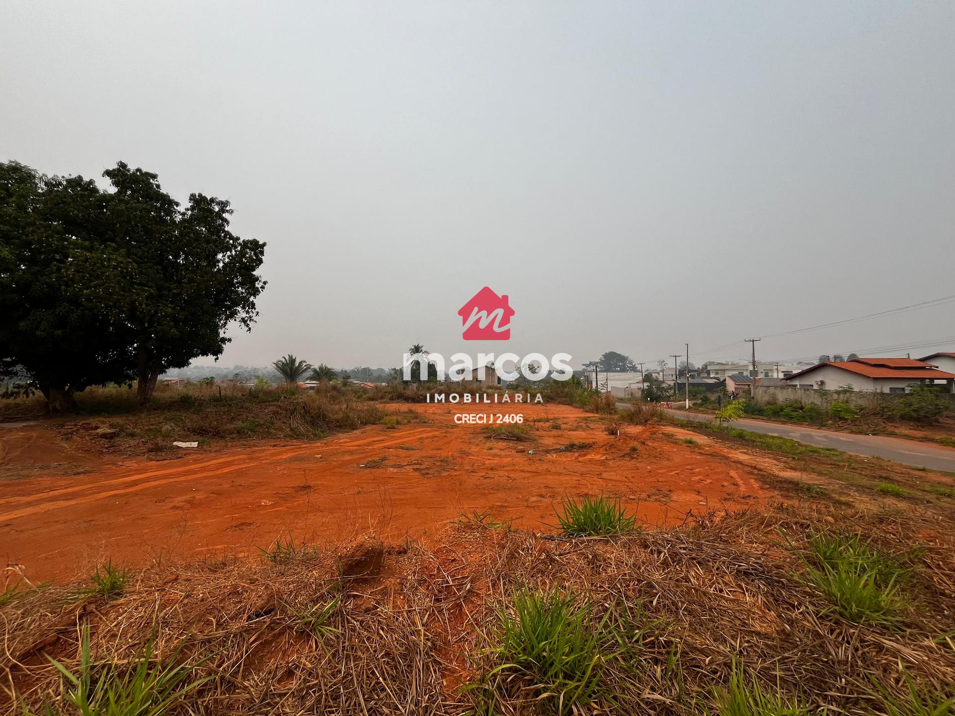 Terreno de Esquina 30x30 com Ótima Topografia em Cacoal - RO