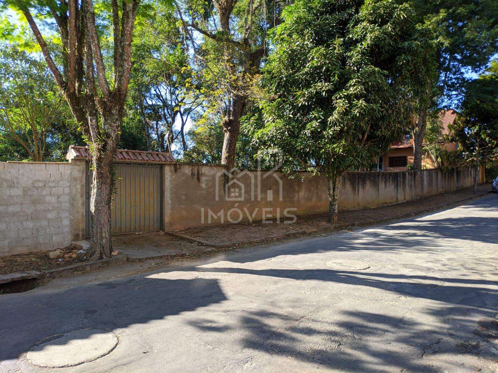 Lote amplo com 1.060m² à venda, Chácara das Andorinhas, BARBAC...