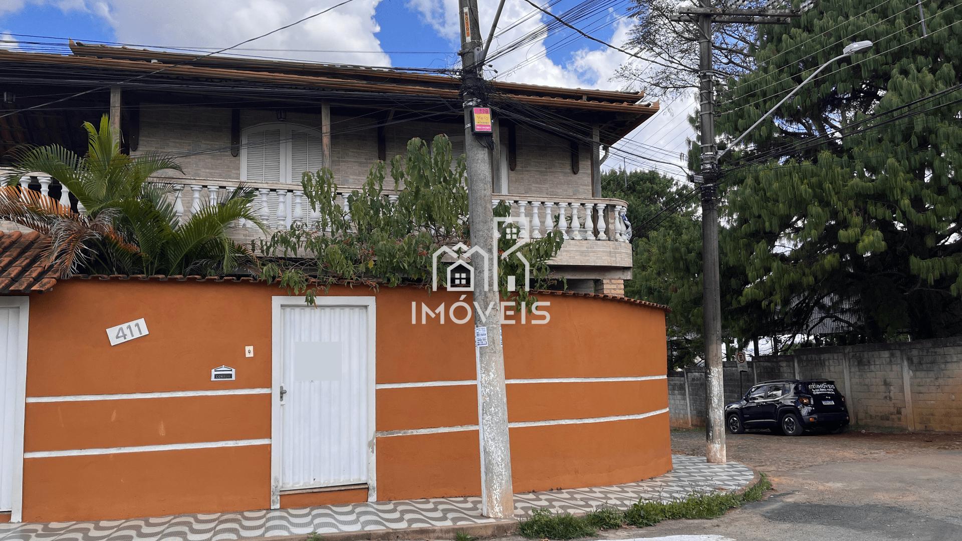 Vende-se casa com 3 dormitórios à venda, Santo Antônio, BARBACENA