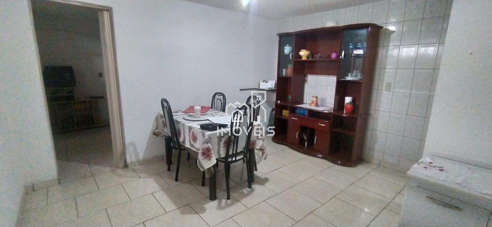 Casa à venda em Barbacena com 2 dormitórios no Santo Antônio