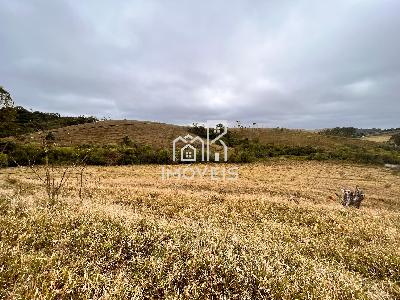 Terreno à venda em Barbacena-MG com 2609m  no Quintas da Manti...