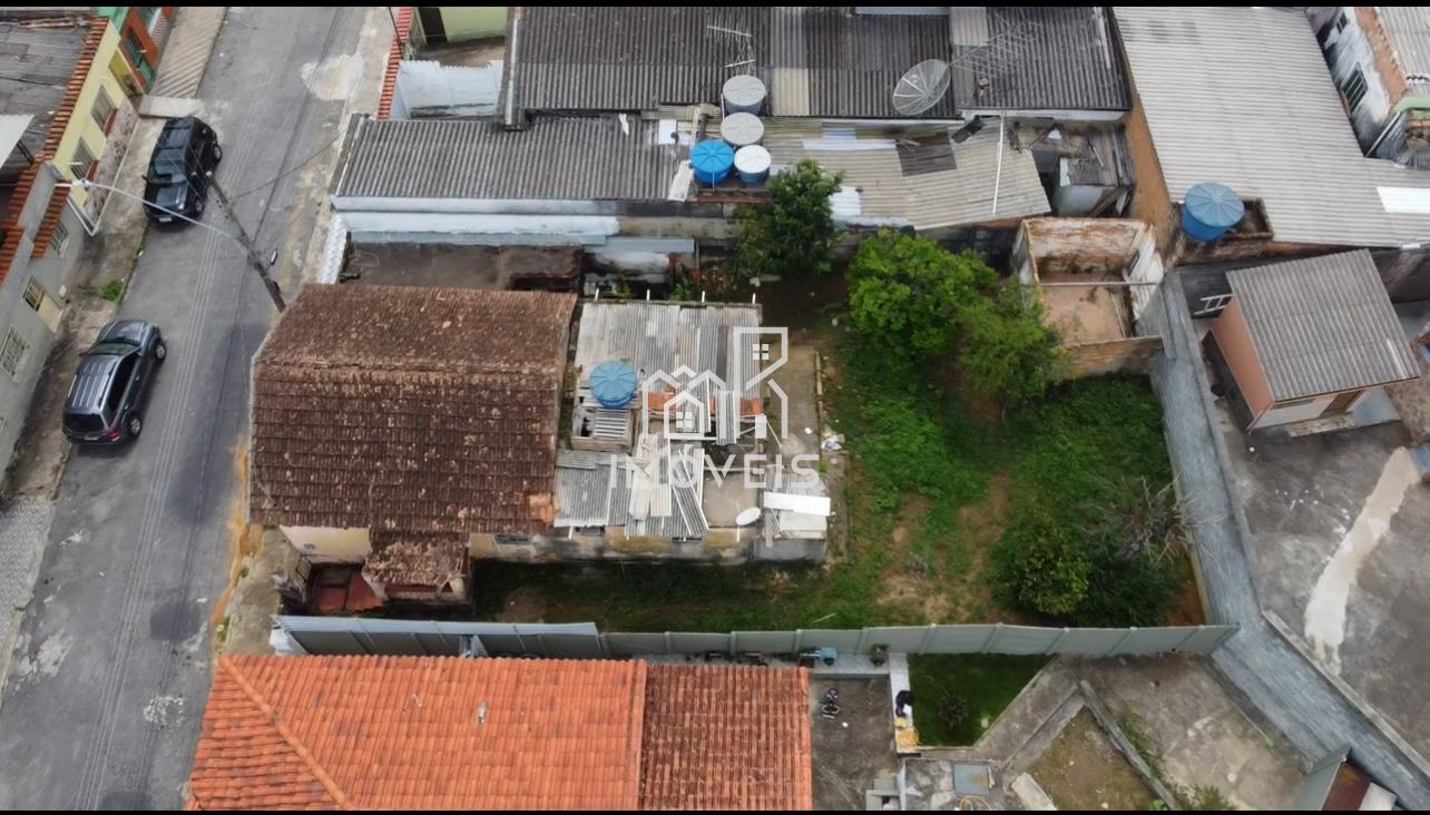 Terreno à venda com metragem de 286,90m  no bairro Andaraí
