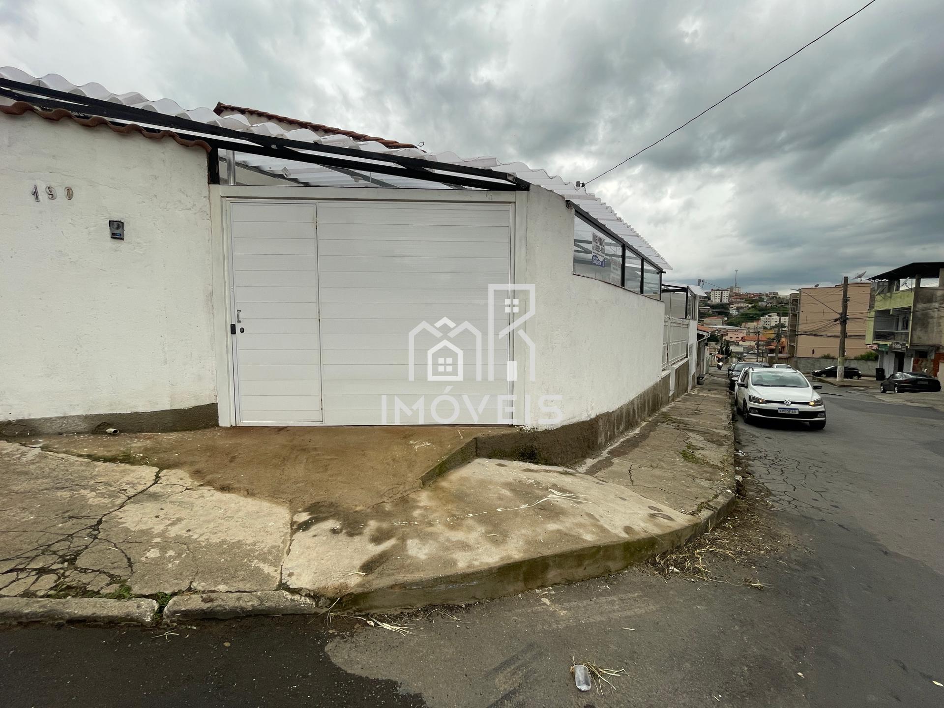 Casa à venda em Barbacena com 2 dormitórios no bairro Funcioná...