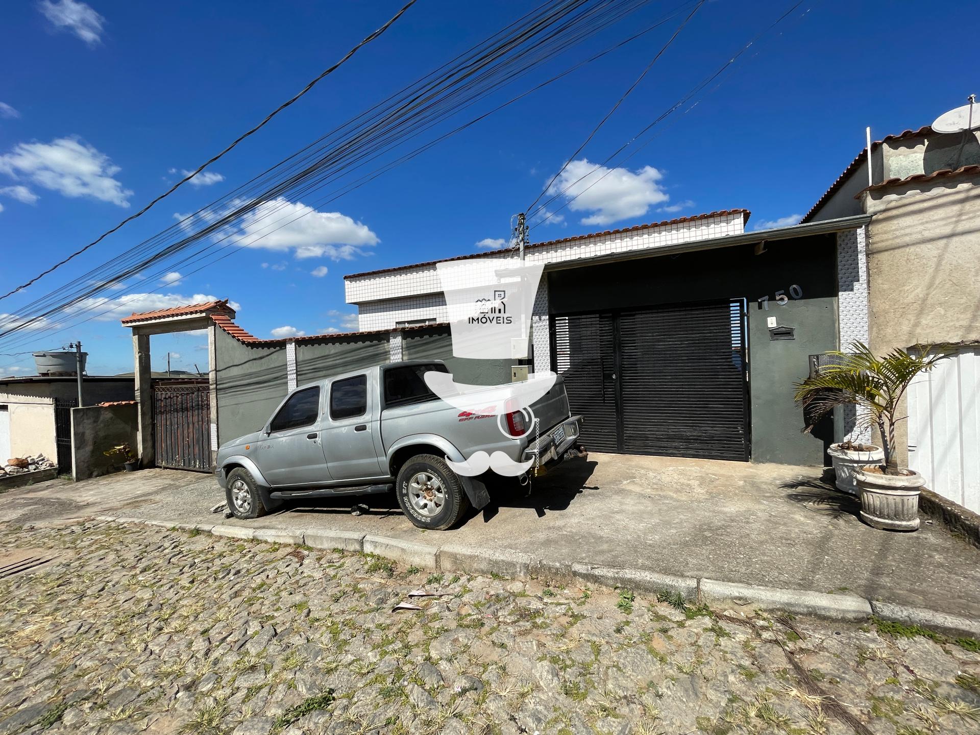 Casa à venda em Barbacena com 5 dormitórios sendo 1 suíte no b...