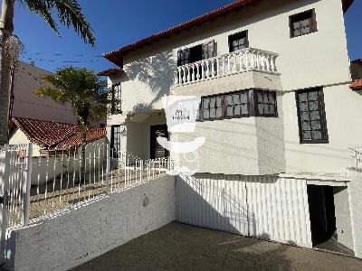 Casa à venda em Barbacena com 3 dormitório sendo 1 suíte  no S...