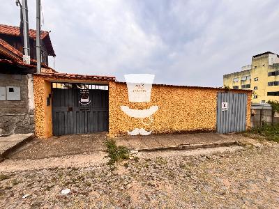 Casa à venda em Barbacena com 3 dormitórios no bairro Passarinhos