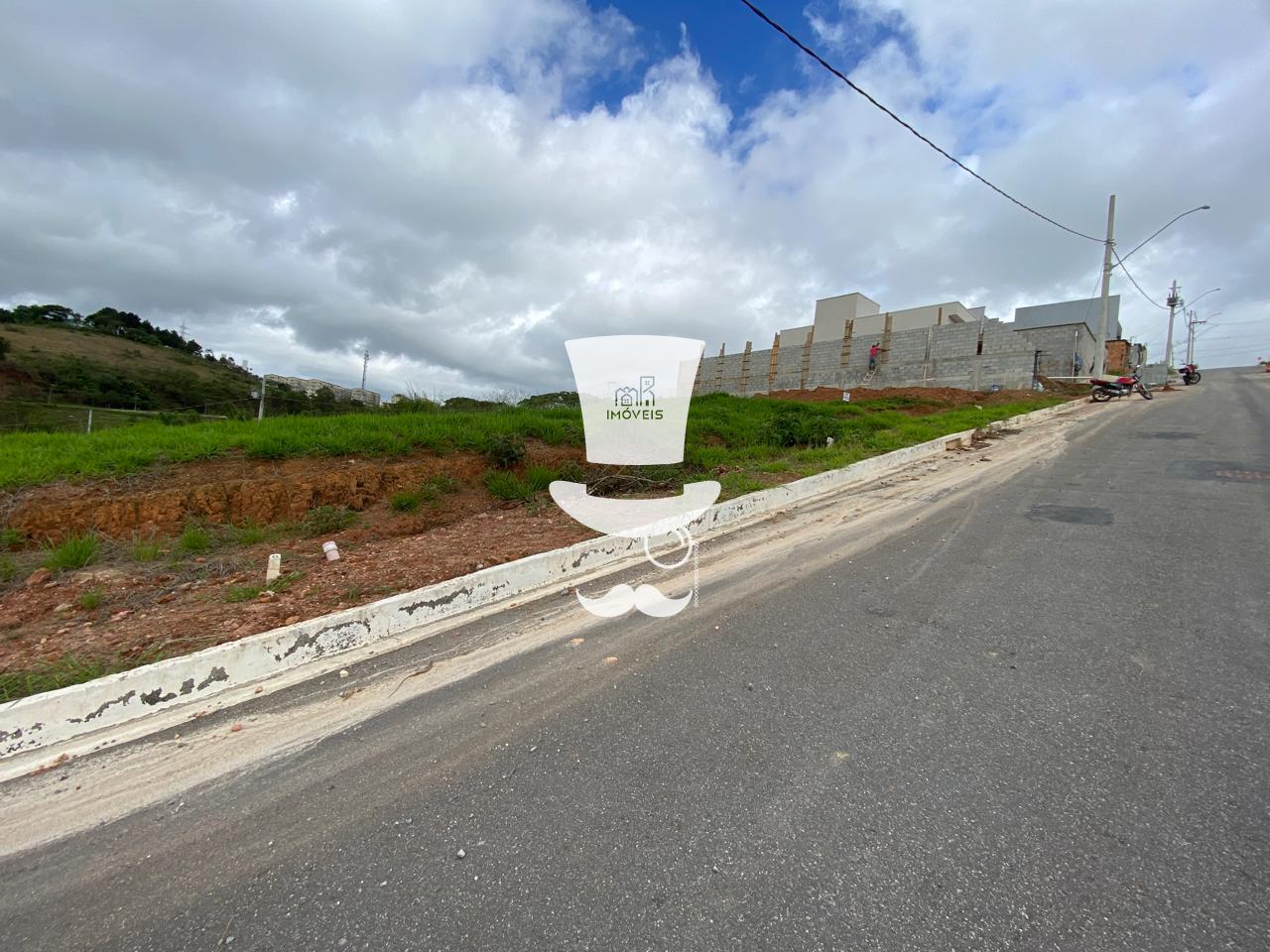 Lote à venda em Barbacena com metragem de 250m  no Real Parque