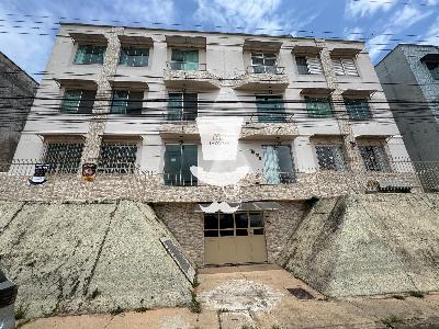 Apartamento à venda em Barbacena com 3 dormitórios sendo 1 suí...