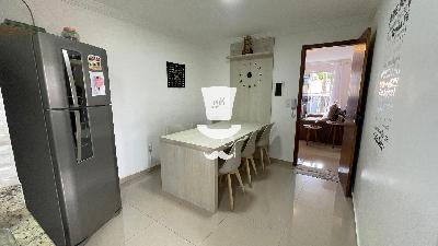 Apartamento à venda em Barbacena com 2 dormitórios sendo 1 suí...