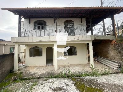 Casa à venda em Barbacena com 3 dormitórios no bairro Diniz